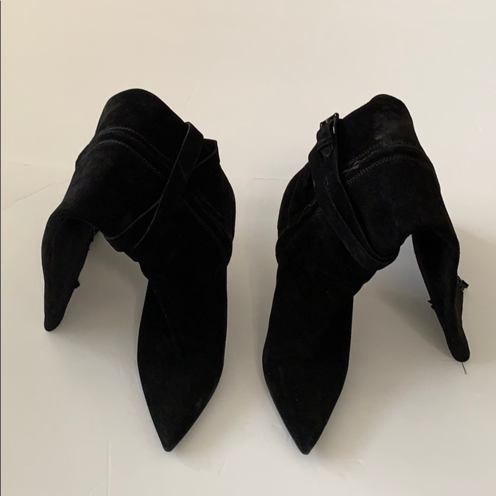 Burberry Black suede boots heels 37 7 Italy Zipper C Photos for best description - Picture 5 of 14